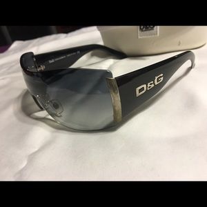 Dolce and Gabbana Frameless Solid Aviators