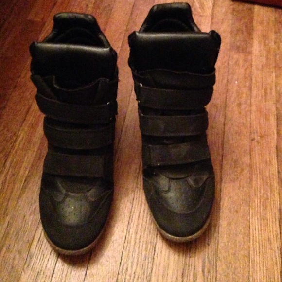 Xhiliration Sneaker Wedges