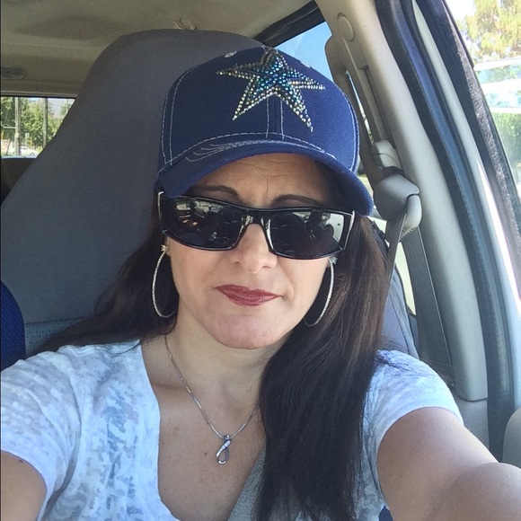 Meet your Posher, Ketty