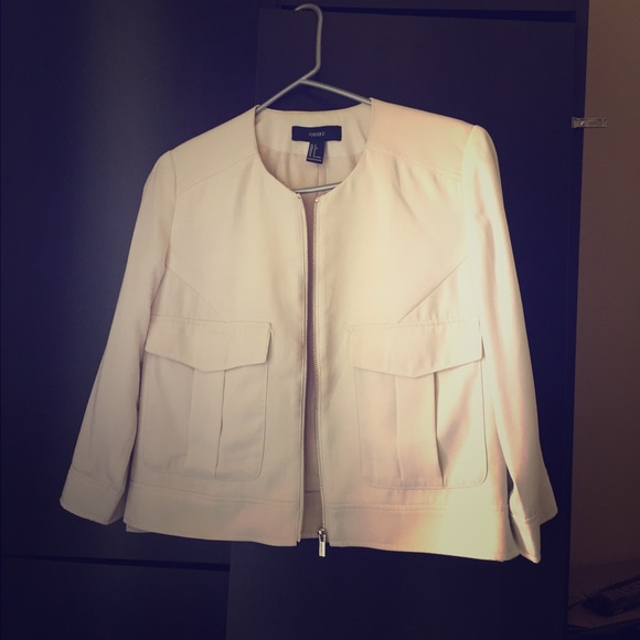 F21 Cropped Cream Jacket Blazer. Accepting offers!