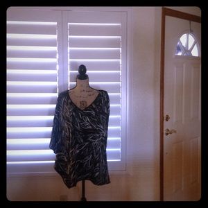 Bisou Bisou Tops - Bisou Bisou XL Blouse Bisou Bisou Tops - Bisou Bisou XL Blouse