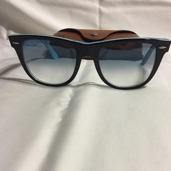Rayban Wayfarers - Black and Blue