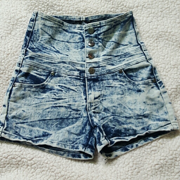 High Waisted Shorts!