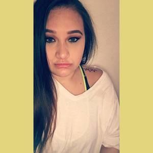 Meet your Posher, Alexis