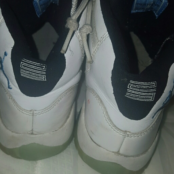 Jordan 11s - Picture 3 of 4