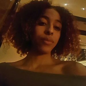 Meet your Posher, Jamila