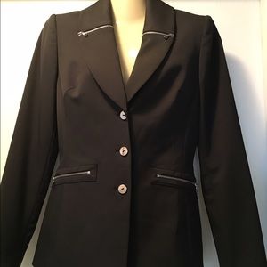 Tahari Blazer
