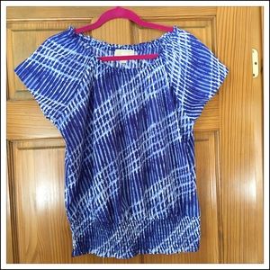 🔥🔥🔥Michael Kors beautiful blue blouse.