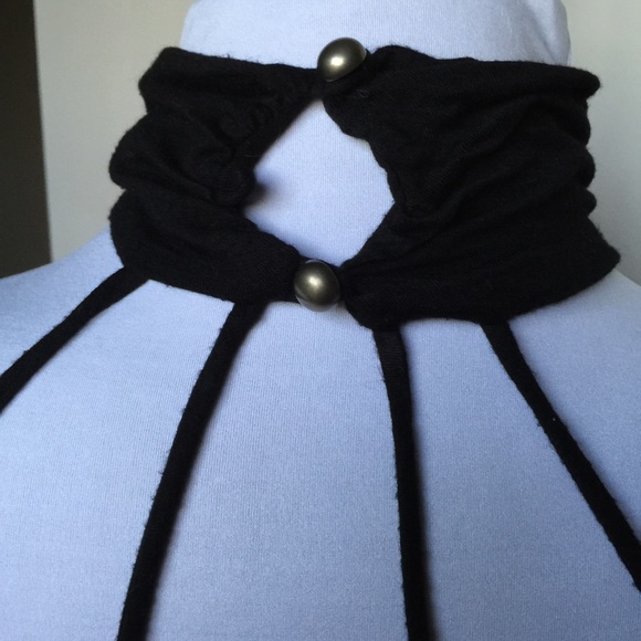 💝SOLD IN BUNDLE💝Sexy Black DressStrappyOpen Back - Picture 3 of 4