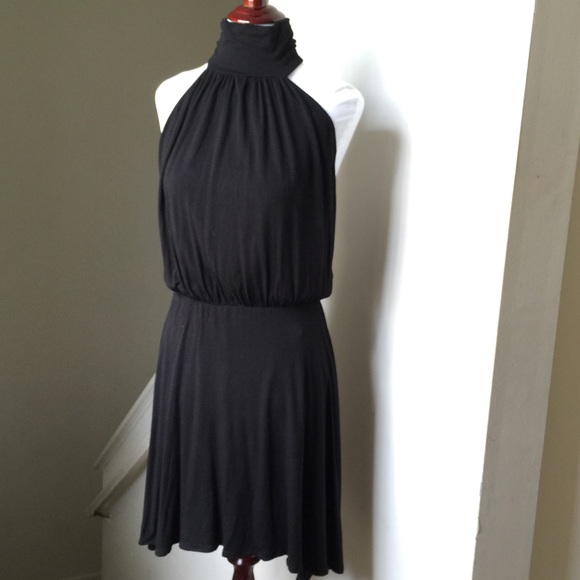 💝SOLD IN BUNDLE💝Sexy Black DressStrappyOpen Back - Picture 2 of 4