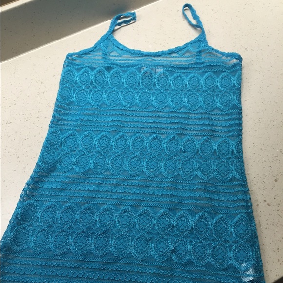 ❗️PRICE DROPPED❗️BKE lace cami