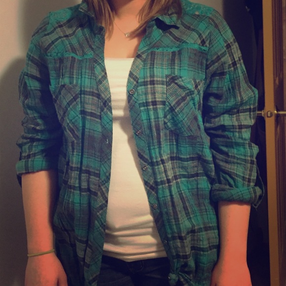Vanity turquoise and blue flannel