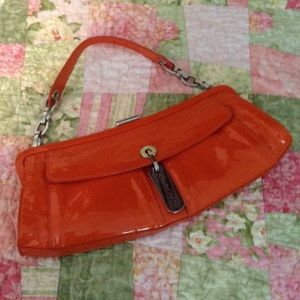 Handbag- this is a reposh.