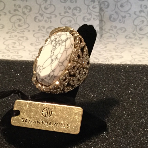 Safari Nights Cocktail Ring White Howlite