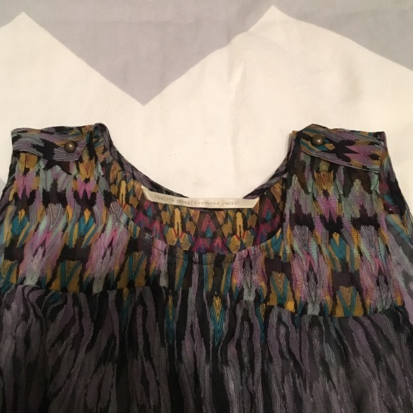 Twelfth Street by Cynthia Vincent tank - Picture 2 of 2