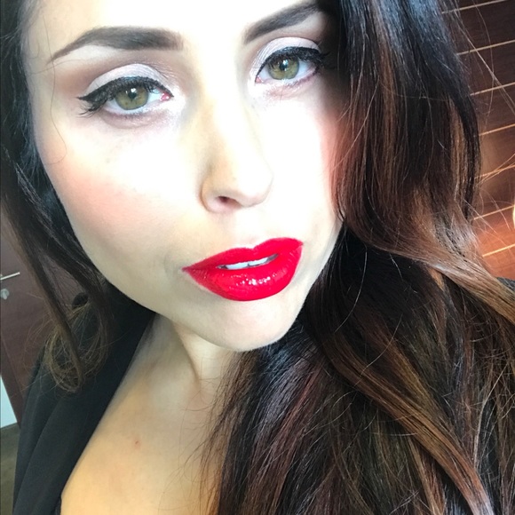 Posh Ambassador & Top Seller - Picture 7 of 8