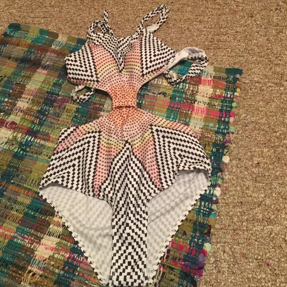 One piece swimsuit