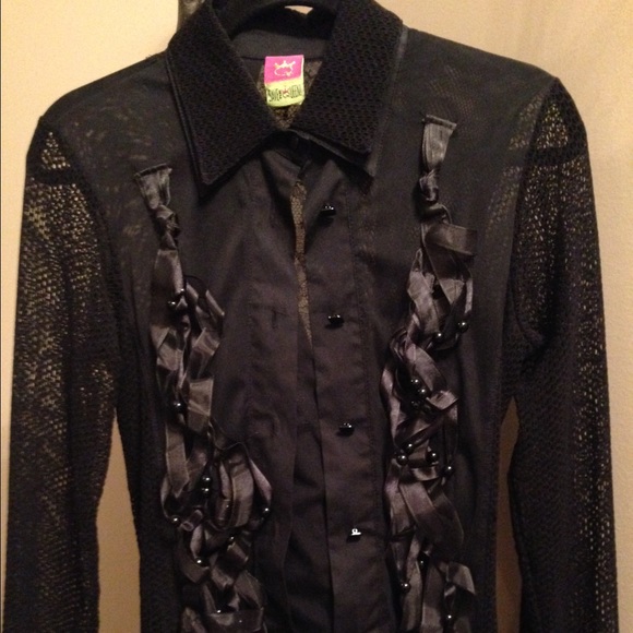 "Save the Queen" Made in Italy. Black lace blouse.