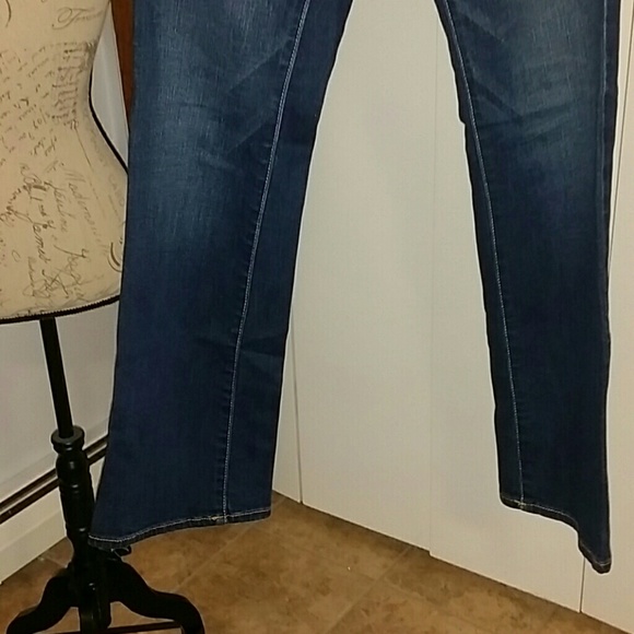 American Eagle flared Jeans..JUST HAD A STROKE - Picture 2 of 4