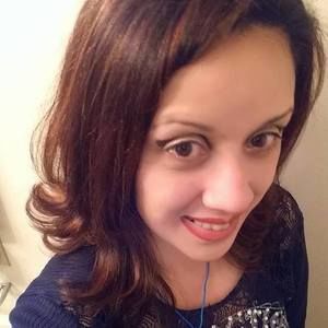 Meet your Posher, Dina