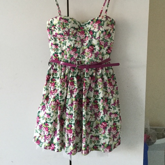 Sans Souci flowery dress