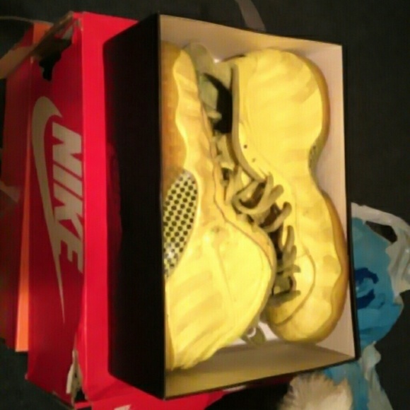 FOAM POSITES(MENS 12MENS)VOLTS