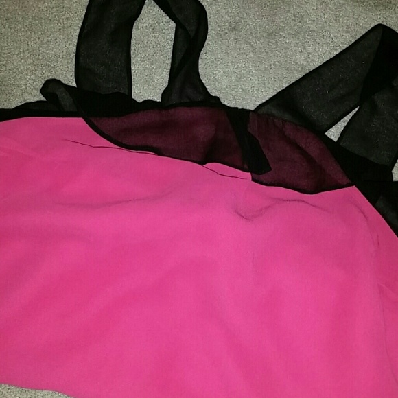 GONE 2/24/17 NWT ARDEN B. Dressy Tank sz small - Picture 4 of 4