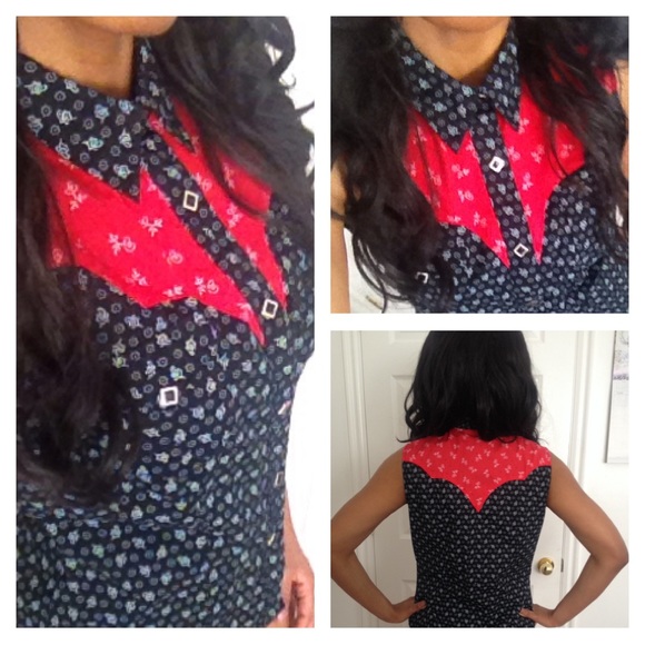 Stylish western roper sleeve less tee!💋💕