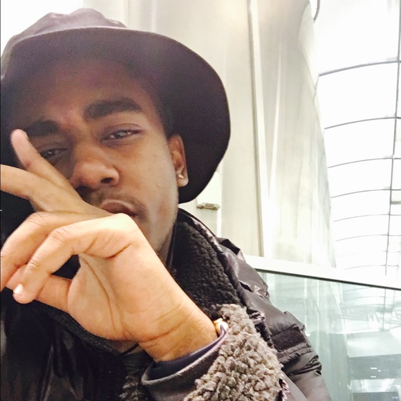 Meet your Posher, Shawn - Picture 1 of 1