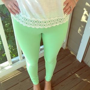 Mint green jeggings - NEVER WORN. 🌼