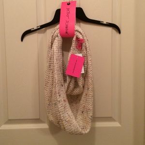 Betsy Johnson Loop Scarf
