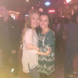 Meet your Posher, Michaela