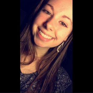 Meet your Posher, Renee