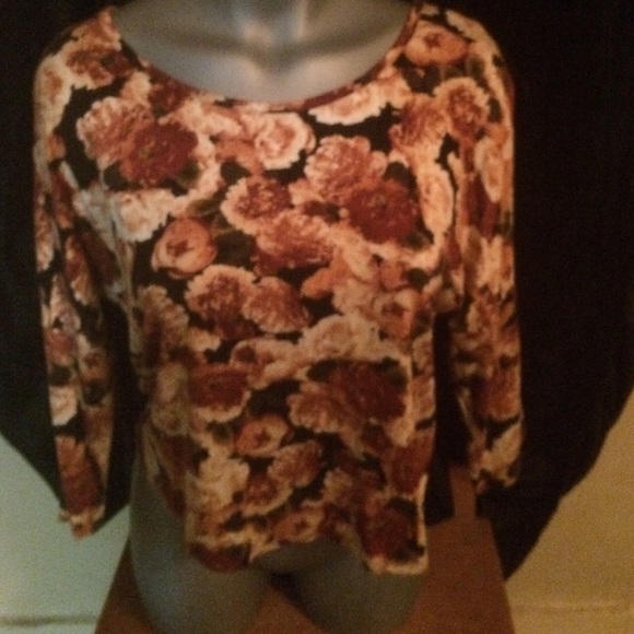 Floral top from rue 21 - Picture 1 of 4