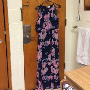 Old Navy | Sleveless Floral Maxi Dress