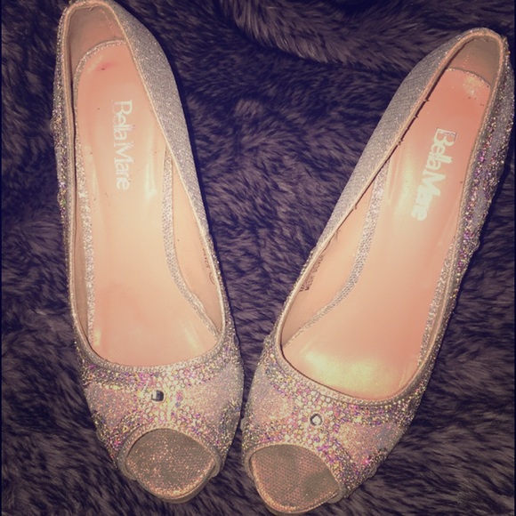 Bella Marie shoes, only wore once size 8.