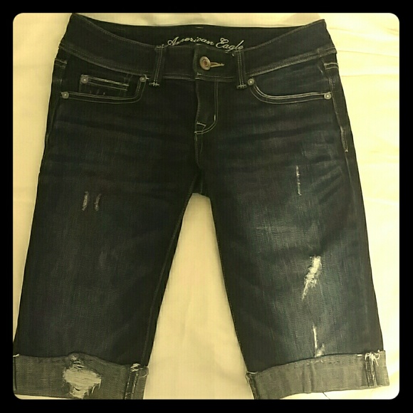 American Eagle Bermuda Shorts size stretch