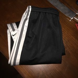 Mens Nike dry-fit pants like new