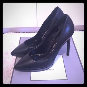 Authentic Tom Ford pumps ON HOLD FOR MIAMARKS