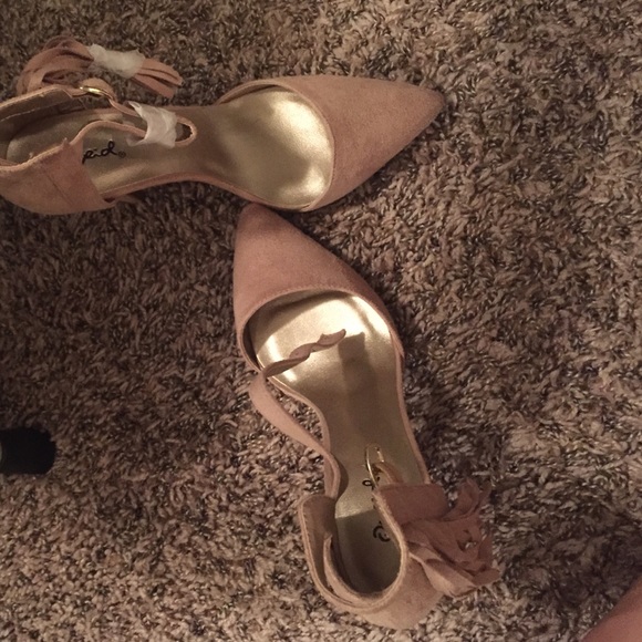 Tan Frey heels