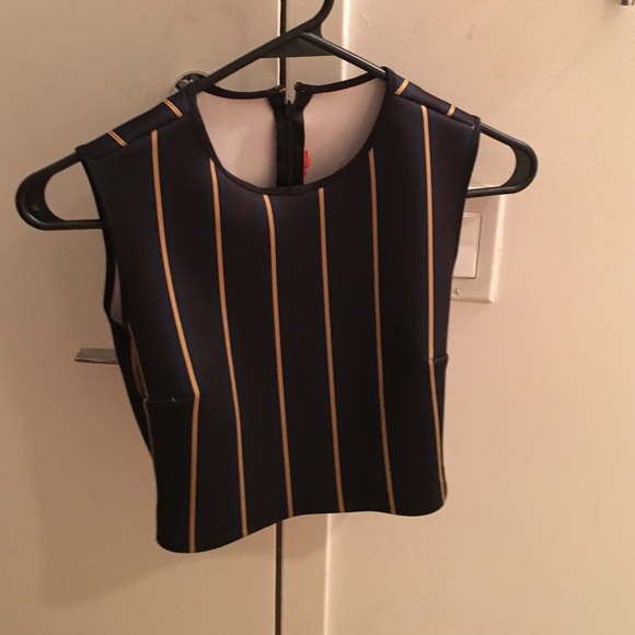 Clover Canyon cropped top xs