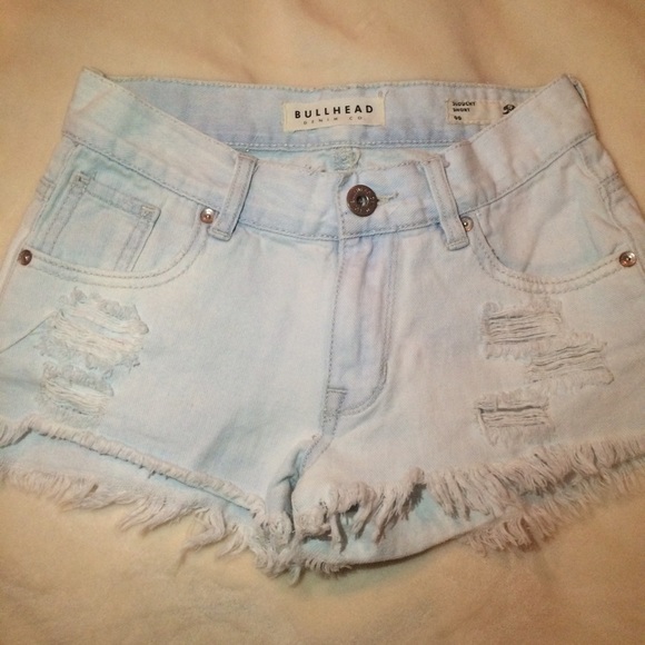 Bullhead NWOT jean shorts