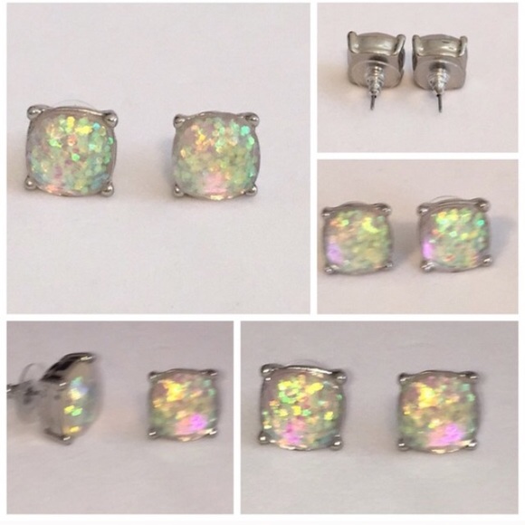 🆕 Gumdrop Stud Earrings - Picture 3 of 5