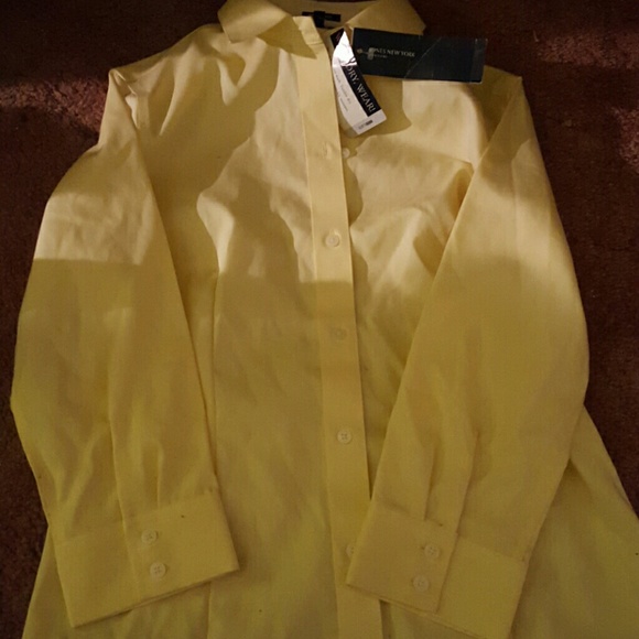 Jones New York signature long sleeve button down