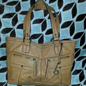 BOC by Born concepts Camel color Purse EUC!