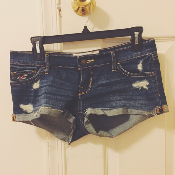 Hollister Low Rise Shorts size 1