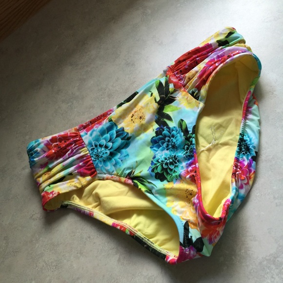 Sea folly hipster bottom NWOT