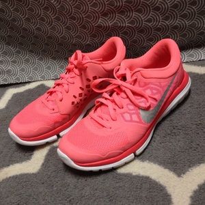 Nike Flex 2015 Run Sneakers