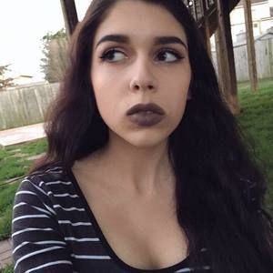 Meet your Posher, Celina