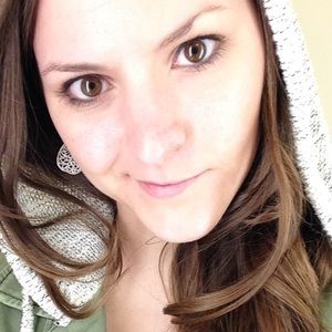 Meet your Posher, Carrie